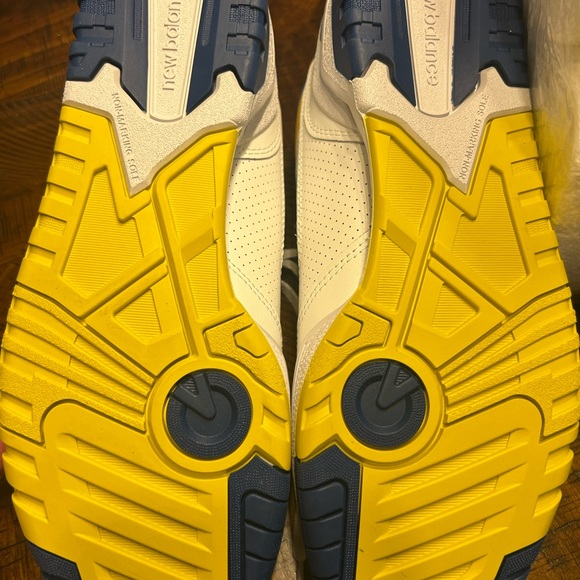 BRAND NEW Deadstock Men’s New Balance 550 sz11 - Picture 3 of 3